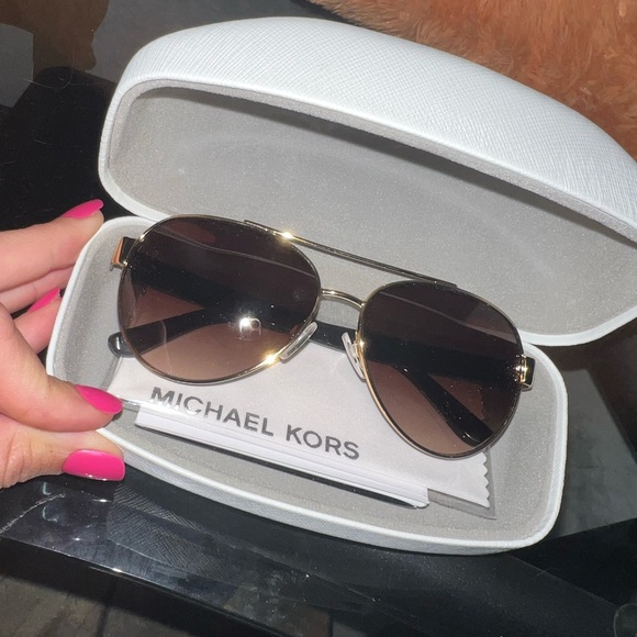 NEVER WORN - Michael Kors Aviator Sunglasses